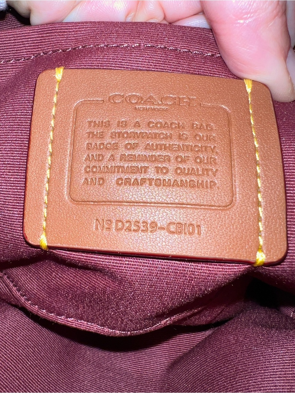 Coach Leather Shoulder Bag in Bright Pink - Picture 2 of 2